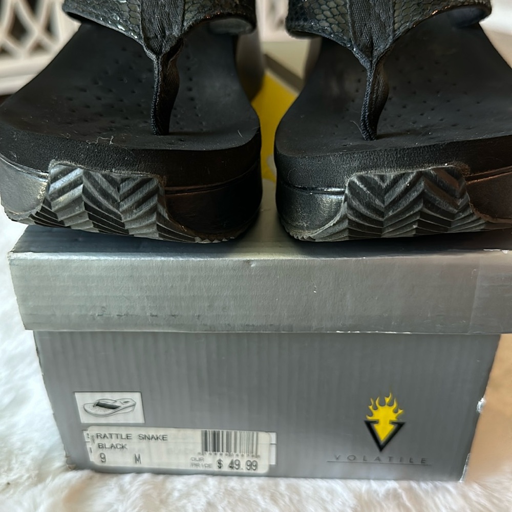 Volatile rattle snake black thong shoes, size 9